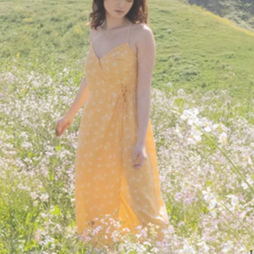 MAUBY DAINTY FLORAL NECTAR Wrap Dress NWOT